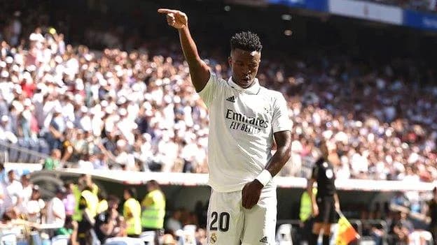 Vinicius affiche sa détermination face à son avenir au Real Madrid