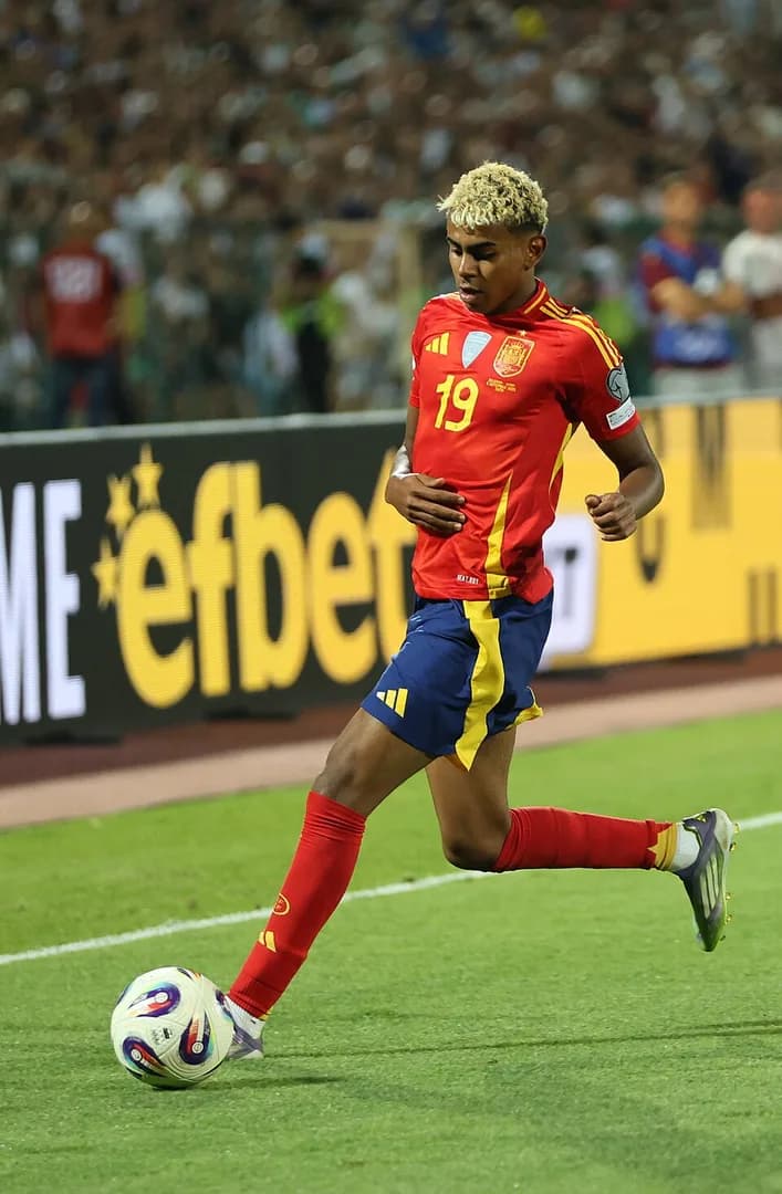 Lamine Yamal incertain pour le début de la Coupe du Monde avec l’Espagne à cause d’une blessure