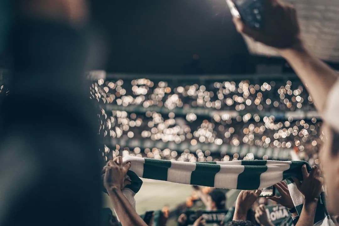 Daniel Farke entre maintien et rêves de FA Cup : Leeds à la croisée des chemins