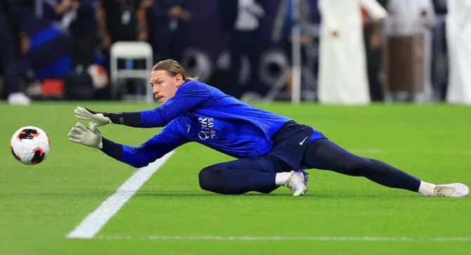 Matvey Safonov, point faible aérien du PSG face à Liverpool en Ligue des champions ?