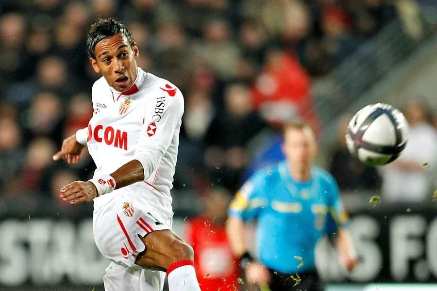 OM : Habib Beye ébranle Aubameyang, entre tensions internes et enjeu sportif majeur