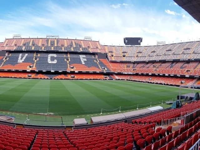 Valence sous pression : Corberán insiste sur l'urgence des résultats pour sortir de la zone rouge