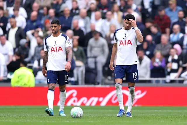 Tottenham en crise : débuts difficiles pour Roberto de Zerbi et plongée en zone rouge à six journées de la fin