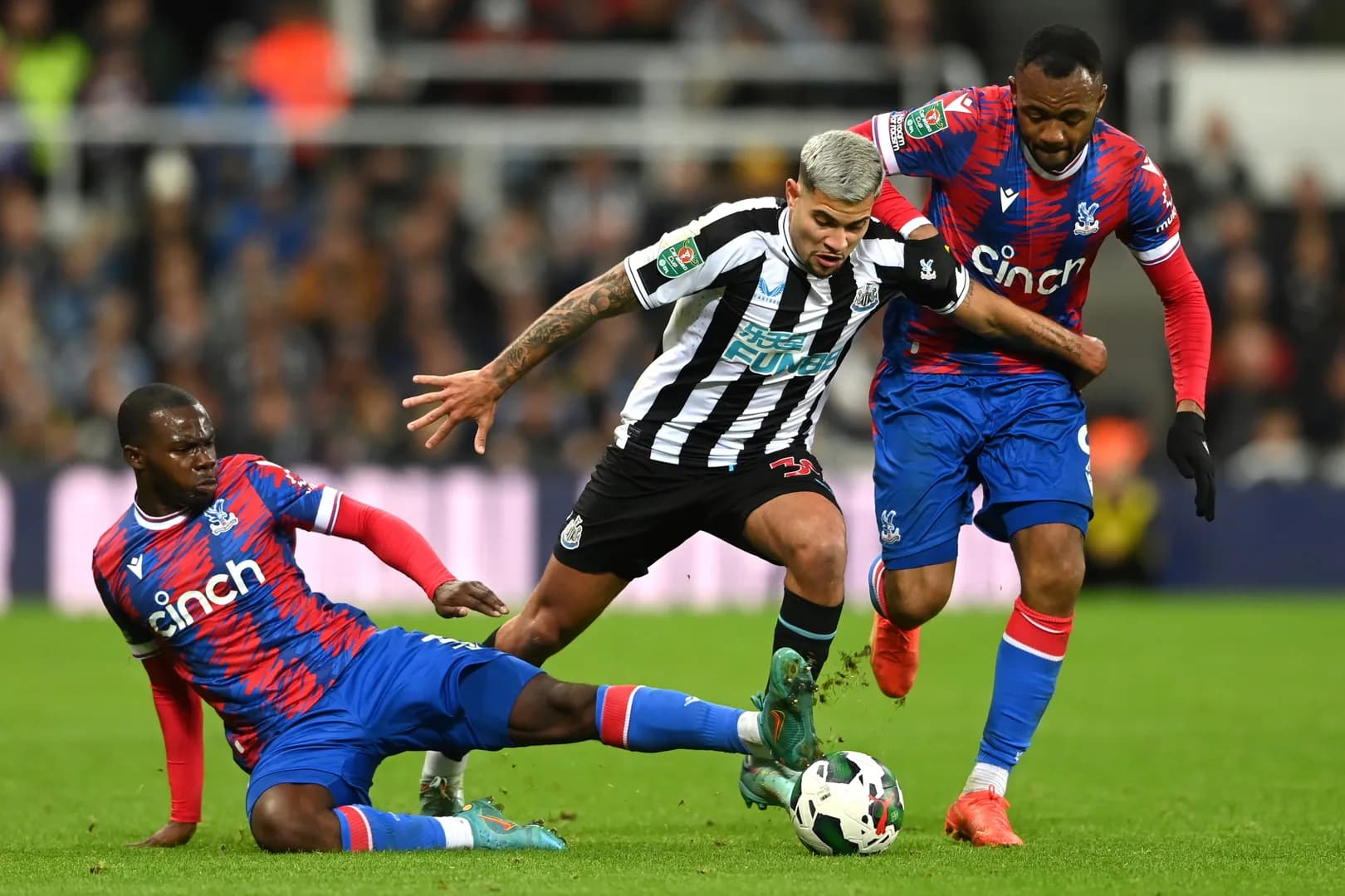 Mateta sauve Crystal Palace d’une défaite contre Newcastle grâce à un penalty en fin de match