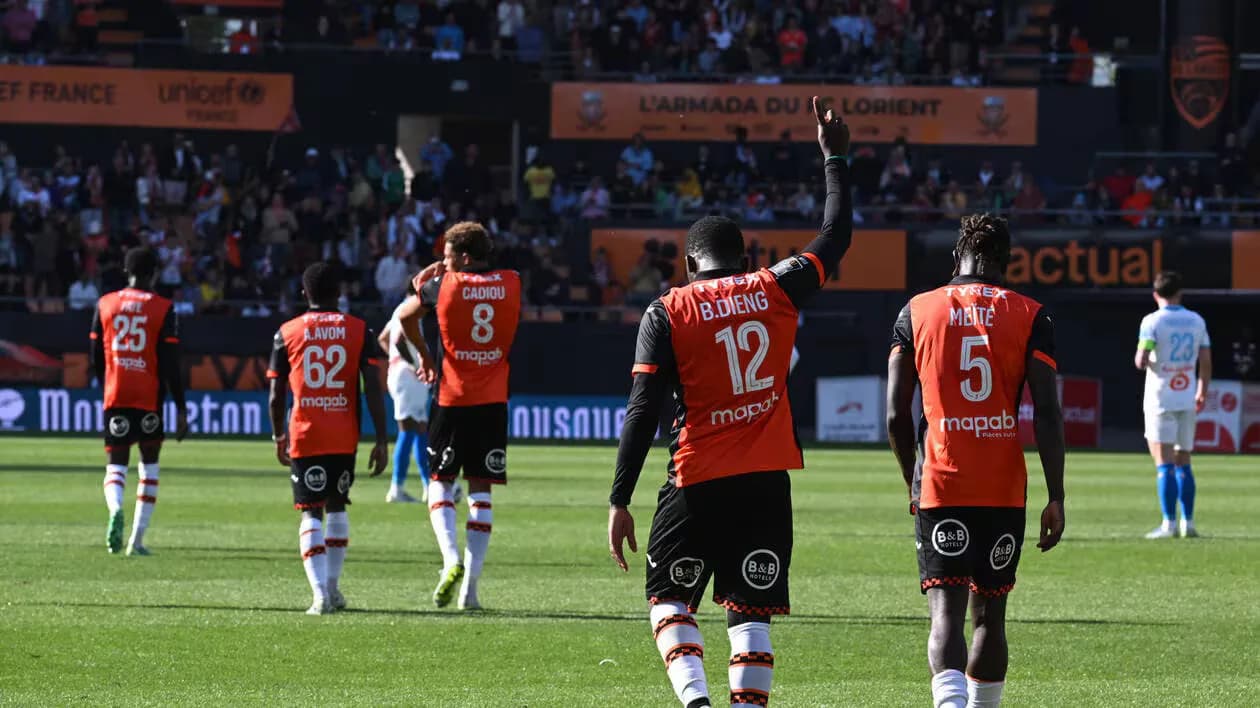 Justin sublime : un ciseau acrobatique qui propulse Leeds vers un succès majeur contre Wolverhampton