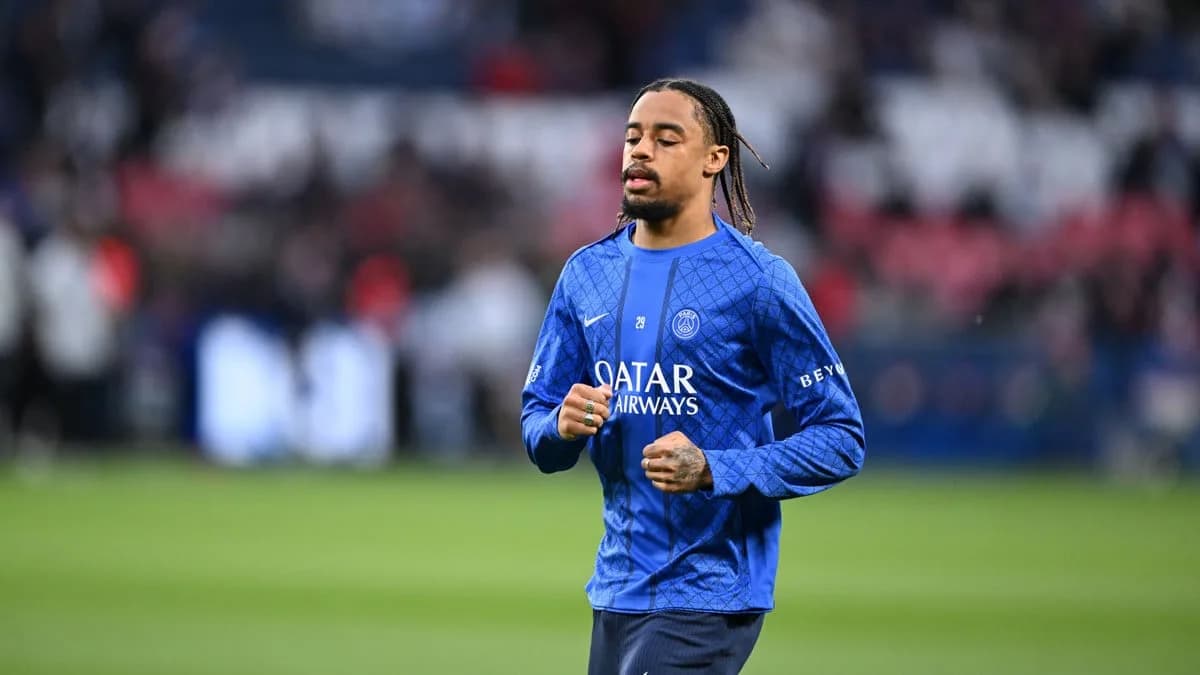 Décryptage : Pourquoi le transfert de Bradley Barcola au Barça reste bloqué