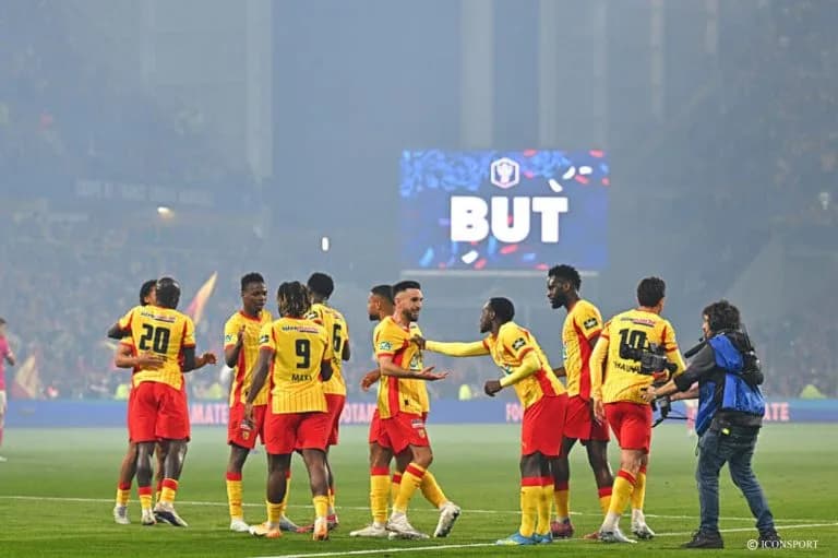 Lens : une saison historique avec 71% de victoires, proche du Bayern et du Barça