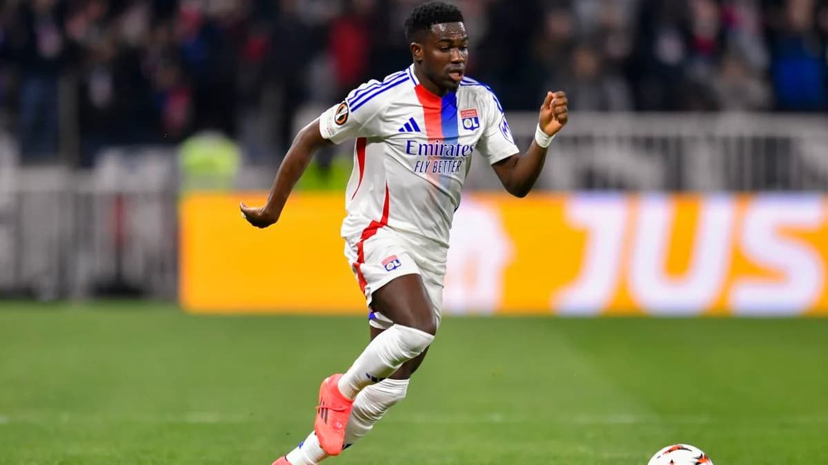 Ernest Nuamah de retour sur le terrain un an après sa rupture du ligament croisé