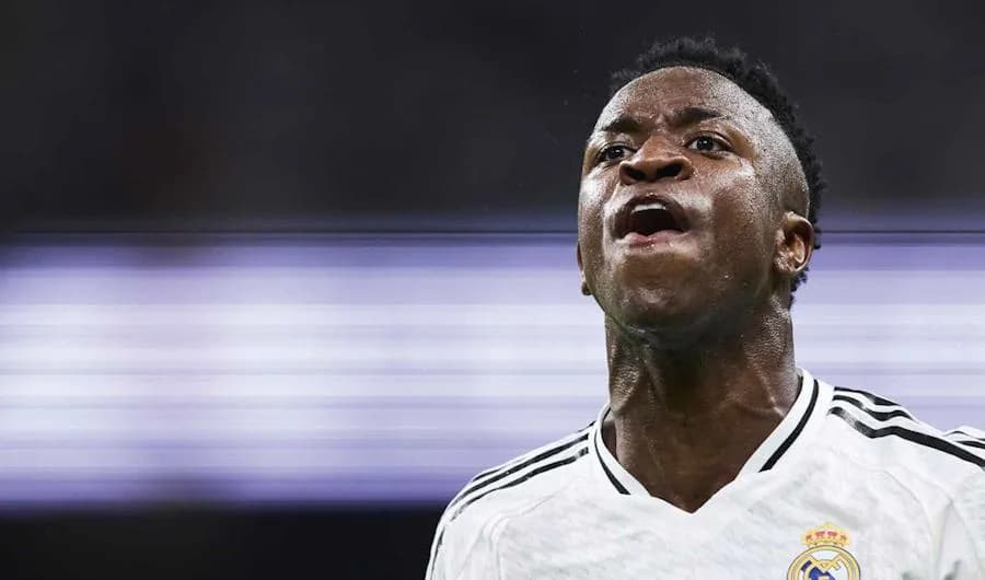 Vinicius se moque d’Omar El Hilali lors d’Espanyol-Real Madrid