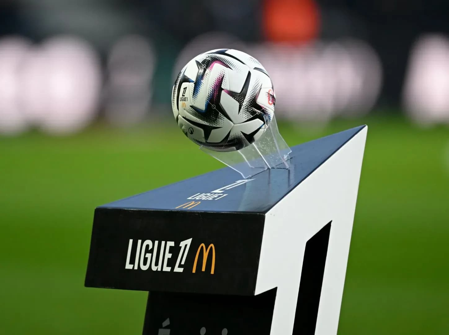 Programme complet de la 33e journée de Ligue 1 : Lens affronte Nantes, suivi d’un multiplex à 8 matches