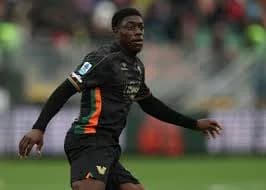Venezia : Le transfert surprise de Doumbia au Sporting CP pour 26 M€, un pari audacieux ?