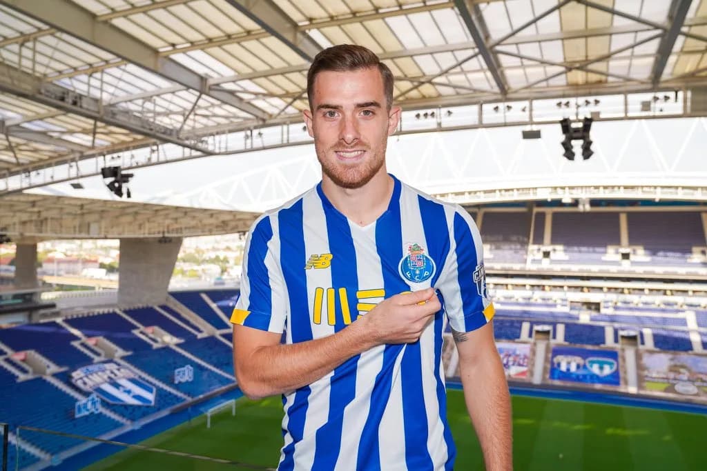 Toni Martínez : l'impact décisif du Murcien sur Alavés depuis l'arrivée de Quique