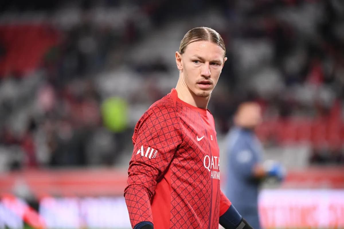 PSG : Matveï Safonov, gardien indiscutable, répond aux critiques après son match face au Bayern en Ligue des champions